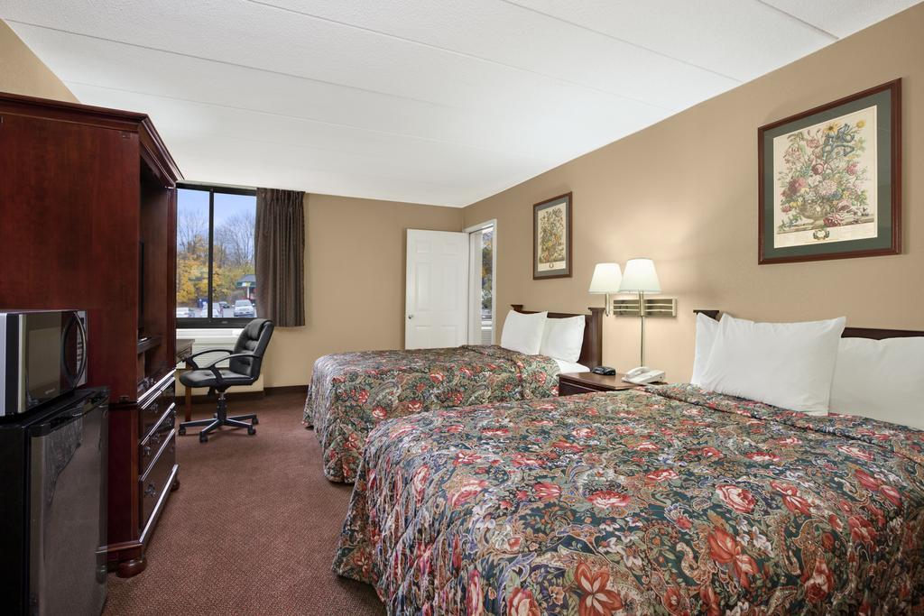 Days Inn By Wyndham Hagerstown I-70 Bagian luar foto